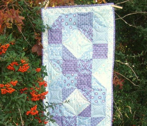 Chunky Wheel Table Runner Chunky Wheel Table Runner