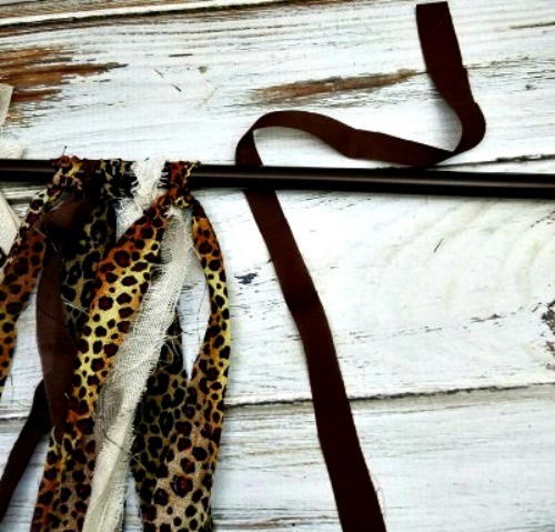 Shabby Animal Print Valiance Shabby Animal Print Valiance