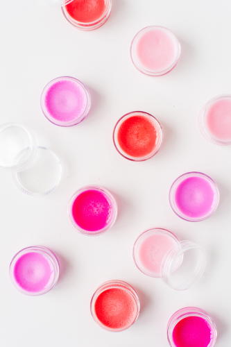 2-Ingredient DIY Lip Balm