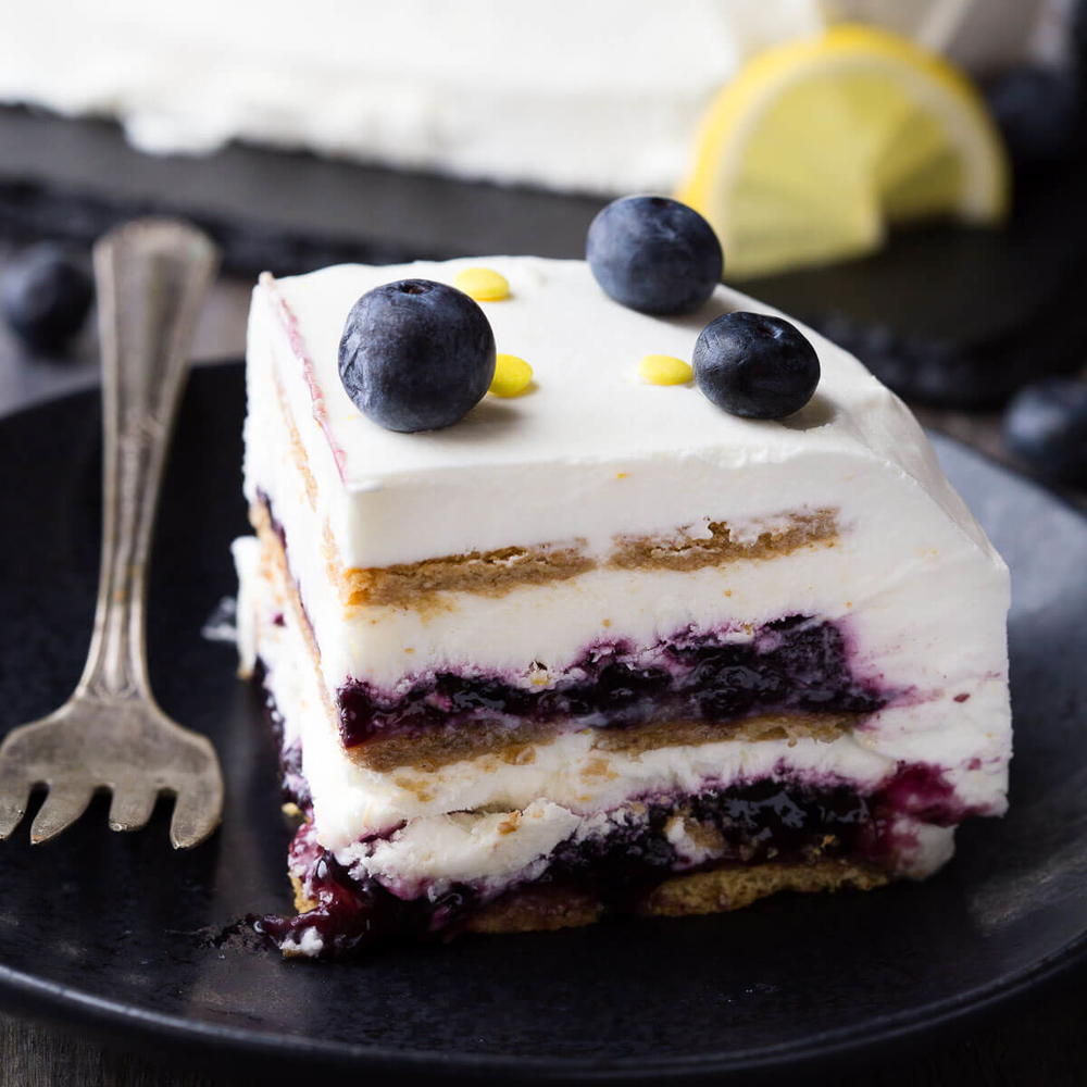 Blueberry Lemon Icebox Cake | RecipeLion.com