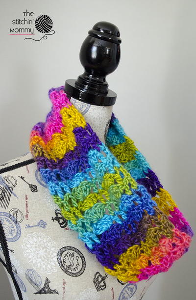 Boardwalk Carnival Cowl Boardwalk Carnival Cowl