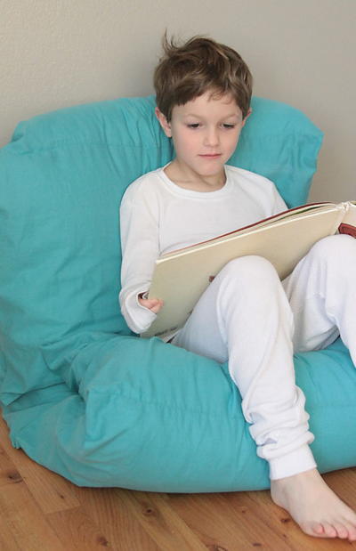 Amazing DIY Pillow Bed Amazing DIY Pillow Bed