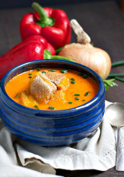 Red Pepper Soup with Grilled Cheese Croutons Red Pepper Soup with Grilled Cheese Croutons