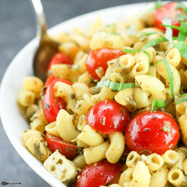 Healthy Caprese Pasta Salad Healthy Caprese Pasta Salad