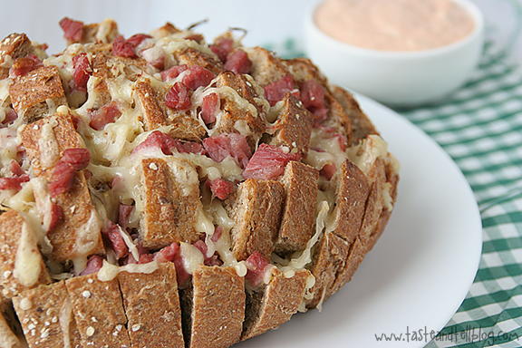 Just Like Rachael Rays Reuben Pull-Apart Bread Just Like Rachael Rays Reuben Pull-Apart Bread