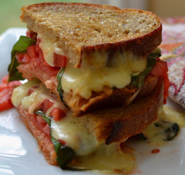 Caprese Grilled Cheese Caprese Grilled Cheese