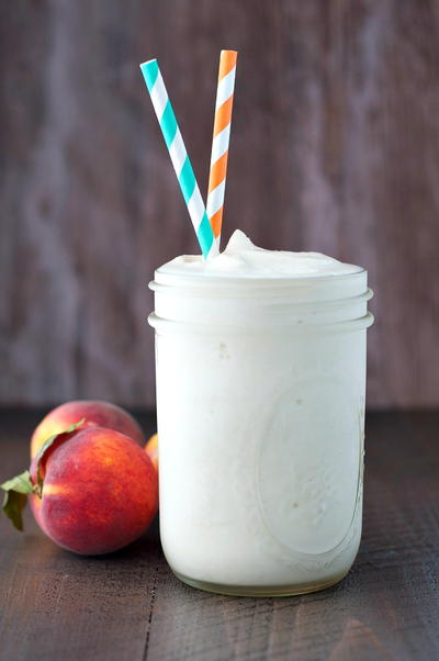 Peaches and Cream Protein Smoothie Peaches and Cream Protein Smoothie