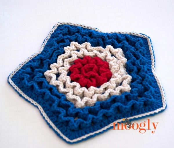 Star Spangled Trivet and Hot Pad Star Spangled Trivet and Hot Pad