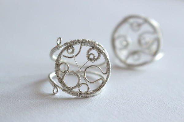 Dr Who Inspired Gallifreyan DIY Ring Dr Who Inspired Gallifreyan DIY Ring
