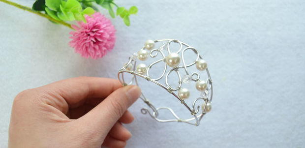 Whimsical Pearls and Wire Bracelet Whimsical Pearls and Wire Bracelet
