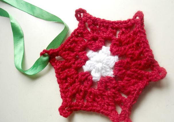 Holly Berry Red Snowflake Holly Berry Red Snowflake