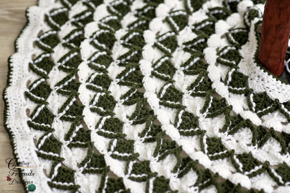 Crochet christmas tree skirt free patterns Christmas Pine Tree Skirt | AllFreeCrochet.com