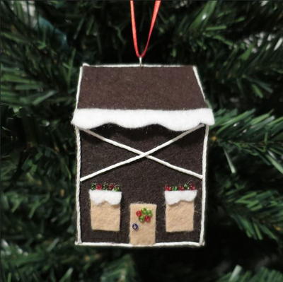 Fun Felt Gingerbread House