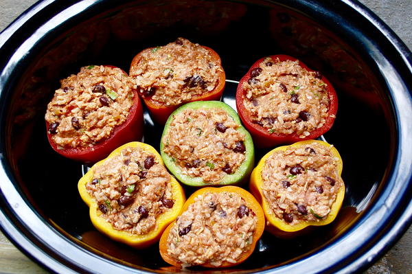 Slow Cooker Mexican Stuffed Peppers Slow Cooker Mexican Stuffed Peppers