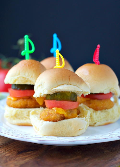 Cheesy Chicken Nugget Sliders Cheesy Chicken Nugget Sliders