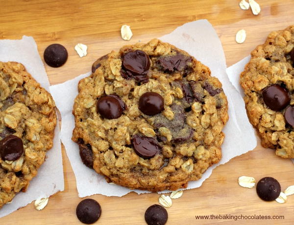 BFF Dark Chocolate Chip Oatmeal Cookies BFF Dark Chocolate Chip Oatmeal Cookies