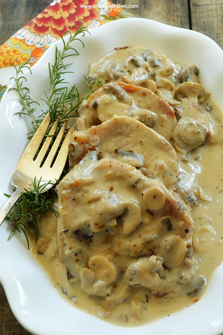 oven baked smothered pork chops with cream of mushroom soup