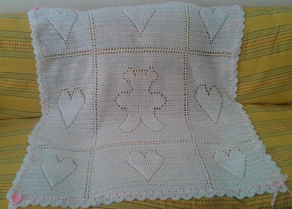Teddy and Hearts Baby Blanket_2