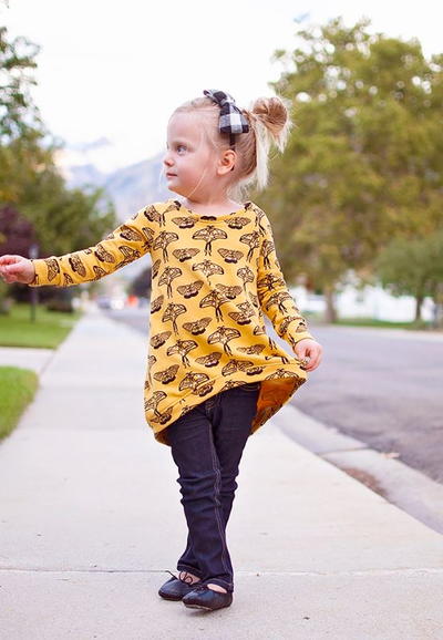 Butterfly Raglan Sweatshirt Pattern Butterfly Raglan Sweatshirt Pattern