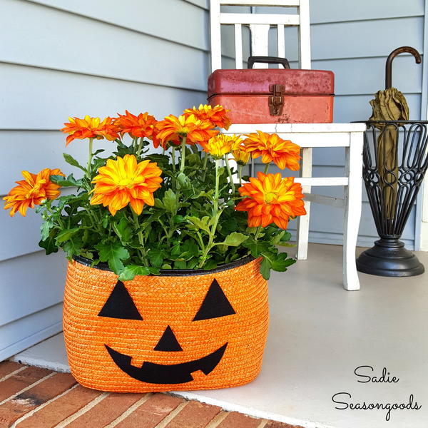 Thrift Store Tote Pumpkin Planter Thrift Store Tote Pumpkin Planter