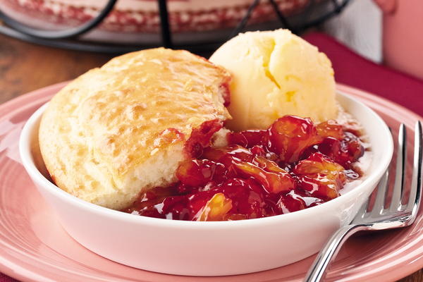 Good Ol Raspberry Cobbler