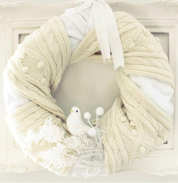 Simplest Scarf-Wrapped DIY Wreath Simplest Scarf-Wrapped DIY Wreath