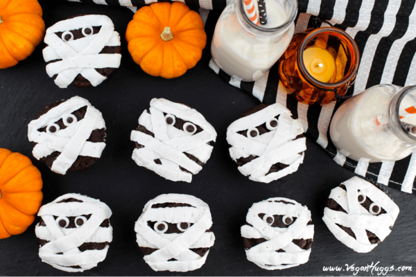 Vegan Mummy Cupcakes Vegan Mummy Cupcakes