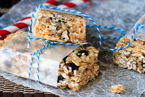 Oatmeal Raisin No Bake Granola Bars Oatmeal Raisin No Bake Granola Bars