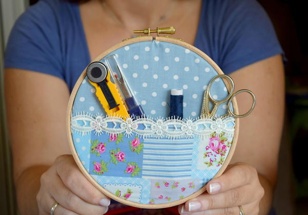 Simple Fabric Hoop Pocket Simple Fabric Hoop Pocket