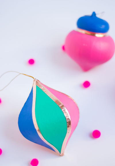 Bold Metallic DIY Christmas Ornaments Bold Metallic DIY Christmas Ornaments