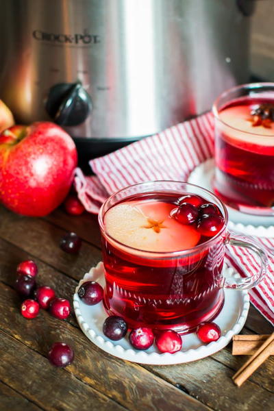 Easy Slow Cooker Cranberry Apple Cider Easy Slow Cooker Cranberry Apple Cider