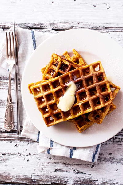 Simple Pumpkin Waffles Simple Pumpkin Waffles