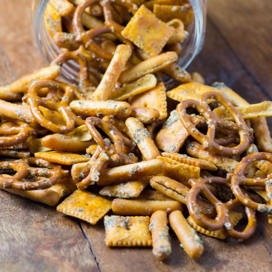 Crowd-Pleasing Party Snack Mix Crowd-Pleasing Party Snack Mix