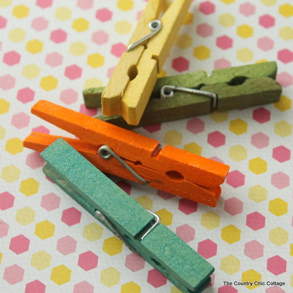 Glamorous Glitter Clothespins Glamorous Glitter Clothespins