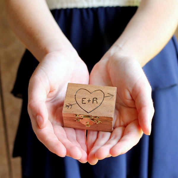 DIY Ring Bearer Box DIY Ring Bearer Box