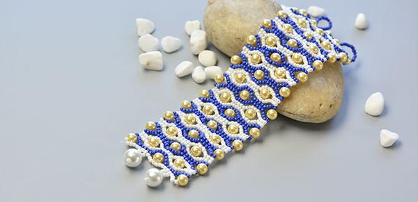 Mermaid Treasures Pearl Bracelet Mermaid Treasures Pearl Bracelet