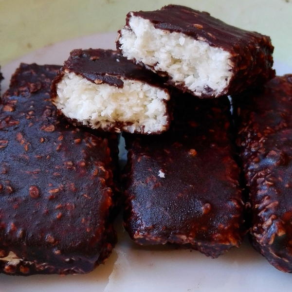 Delicious Homemade Vegan Bounty Bars