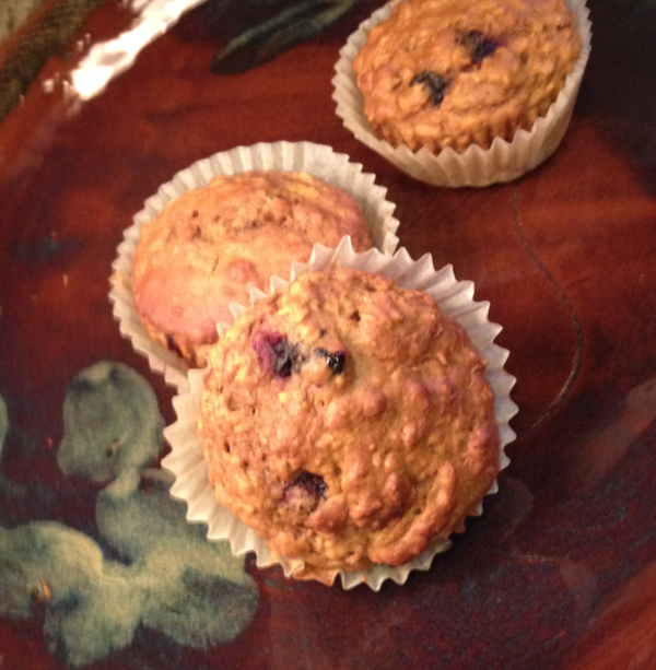 Oatmeal Muffins with Saskatoon Berries Oatmeal Muffins with Saskatoon Berries