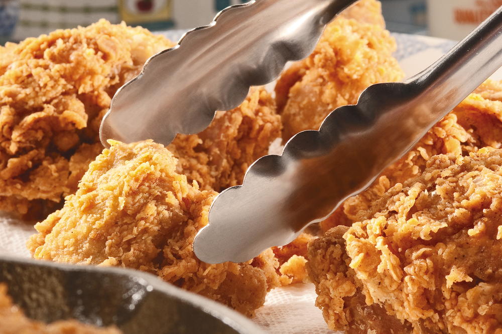 Crispy Crunchy Fried Chicken | MrFood.com