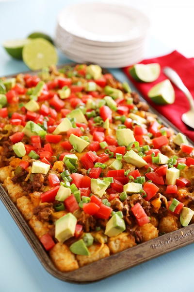 Cheesy Loaded Tater Tot Nachos Cheesy Loaded Tater Tot Nachos