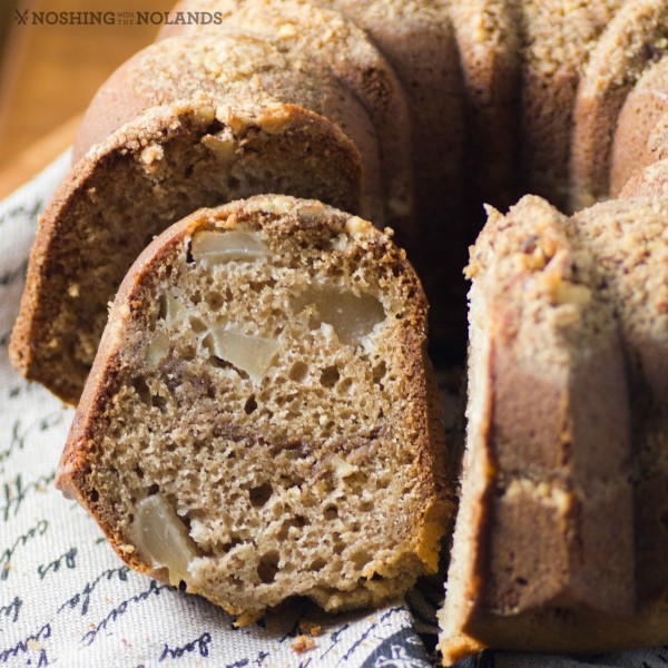 Pear Streusel Crunch Cake Pear Streusel Crunch Cake