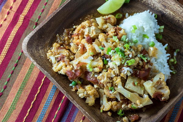 Cauliflower and Tofu Curry Cauliflower and Tofu Curry