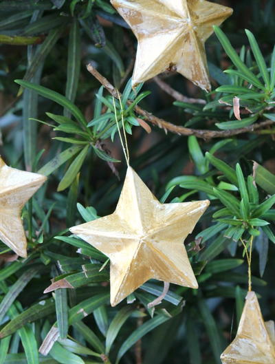 DIY Antique Star Ornaments DIY Antique Star Ornaments