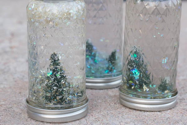 DIY Snow Globe Tutorial DIY Snow Globe Tutorial