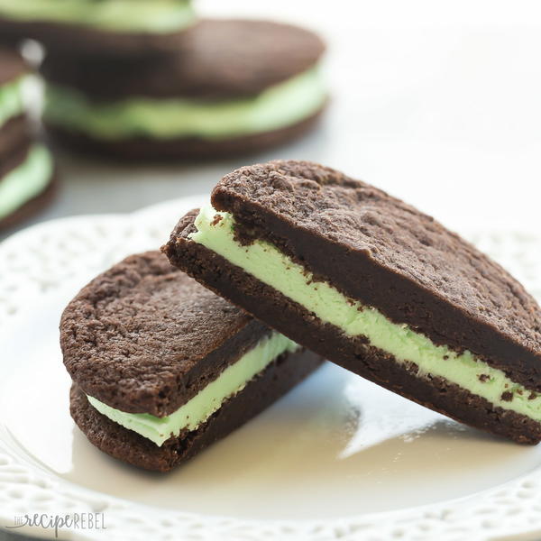 Homemade Mint Chocolate Oreos Homemade Mint Chocolate Oreos