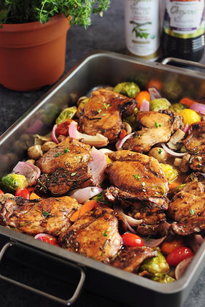 One-Pan Balsamic Chicken with Roasted Vegetables One-Pan Balsamic Chicken with Roasted Vegetables