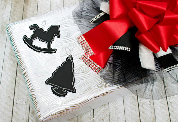DIY Chalkboard Christmas Decor DIY Chalkboard Christmas Decor