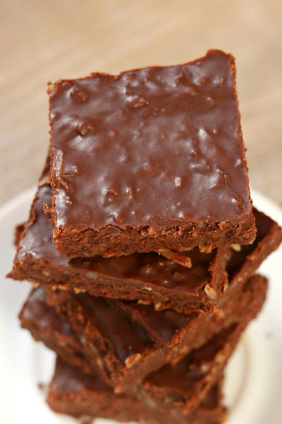 low Cooker 2-Ingredient Coconut Pecan Fudge low Cooker 2-Ingredient Coconut Pecan Fudge
