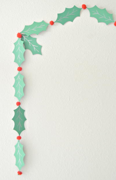 DIY Holly Garland DIY Holly Garland
