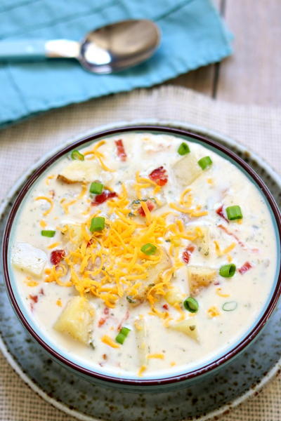 Slow Cooker Sour Cream Potato Bacon Soup Slow Cooker Sour Cream Potato Bacon Soup